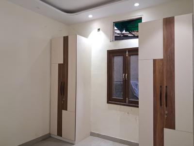 Bedroom Image of 1300 Sq.ft 3 BHK Apartment / Flat for rent in Ekta Apartments, Paschim Vihar New Delhi for Rs. 40000