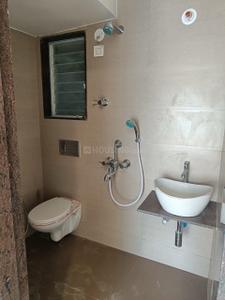 Bathroom Image of 625 Sq.ft 1 BHK Apartment / Flat for sale in Yash Platina, Virar West Virar for Rs. 3782700