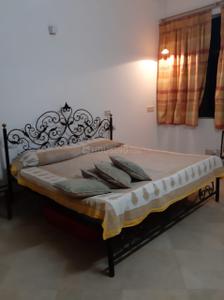 Bedroom Image of 2100 Sq.ft 2 BHK Builder Floor for rent in Panchsheel Enclave New Delhi for Rs. 60000