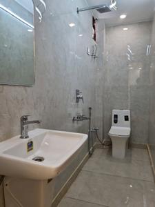 Common Bathroom Image of 765 Sq.ft 3 BHK Apartment / Flat for sale in Vikram Builder Floors by Vikram Properties And Builder, Dwarka Mor New Delhi for Rs. 5300000