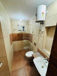 Bathroom Image of 1890 Sq.ft 3 BHK Apartment / Flat for rent in Paras Emperor, Hoshangabad Road Bhopal for Rs. 45000