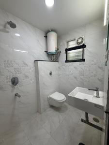Bathroom Image of 1640 Sq.ft 3 BHK Apartment / Flat for rent in Shivaji Nagar Nagpur for Rs. 47000