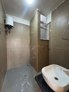 Bathroom Image of 700 Sq.ft 1 BHK Apartment / Flat for rent in Indira Nagar Bengaluru for Rs. 41000