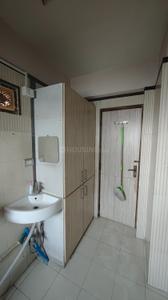Bathroom Image of 2712 Sq.ft 4 BHK Apartment / Flat for sale in Natural View, Ultadanga Kolkata for Rs. 20900000