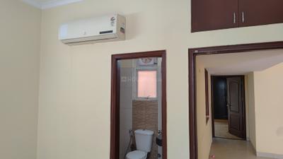 Bedroom Image of 2250 Sq.ft 3 BHK Builder Floor for rent in Ansal Esencia Sector 67, Sector 67 Gurgaon for Rs. 33000