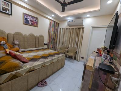 Bedroom Image of 1800 Sq.ft 3.5 BHK Apartment / Flat for sale in Nimbus The Hyde Park, Sector 78 Noida for Rs. 22000000