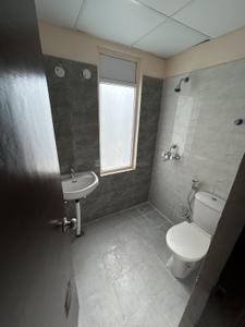 Image of 835 Sq.ft 2 BHK Apartment / Flat for rent in NBCC Golf Homes, Noida Extension, Greater Noida for Rs. 15500