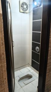 Bathroom Image of 1200 Sq.ft 3 BHK Builder Floor for rent in Janakpuri New Delhi for Rs. 38000