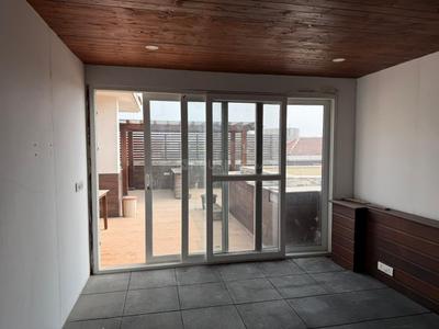 Bedroom Image of 4500 Sq.ft 4 BHK Penthouse for sale in Amrapali Silicon City, Sector 76 Noida for Rs. 50000000