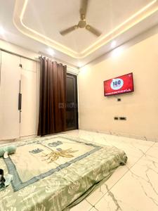 Bedroom Image of 1750 Sq.ft 3 BHK Builder Floor for rent in Sector 122 Noida for Rs. 40000