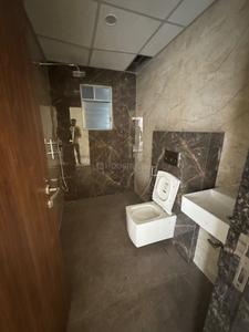 Bathroom Image of 1700 Sq.ft 3 BHK Apartment / Flat for rent in Abhijit Jayanti Nagari VII Wing C D, Besa Nagpur for Rs. 30000