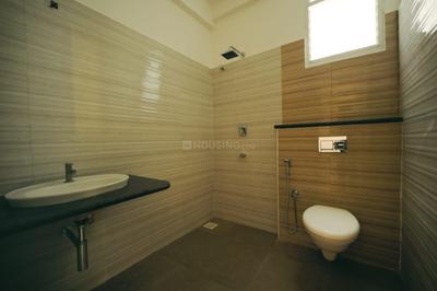 Bathroom Image of 2507 Sq.ft 5 BHK Villa for sale in Casagrand Pavilion, Thazhambur Chennai for Rs. 22000000