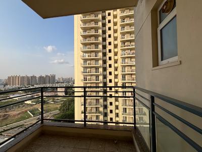 Balcony Image of 1818 Sq.ft 3 BHK Apartment / Flat for sale in DLF The Primus, Sector 82A Gurgaon for Rs. 30700000