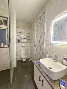 Bathroom Image of 2500 Sq.ft 3 BHK Independent House for rent in Star Apartment, Chhattarpur New Delhi for Rs. 49000