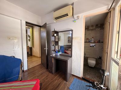 Bedroom Image of 1500 Sq.ft 3 BHK Apartment / Flat for rent in Thevara Kochi for Rs. 53000