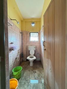 Bathroom Image of 840 Sq.ft 2 BHK Apartment / Flat for sale in Boral Kolkata for Rs. 3200000