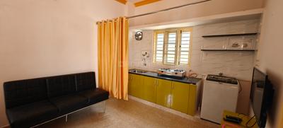 Kitchen Image of 600 Sq.ft 1 BHK Penthouse for rent in Kalyan Nagar Bengaluru for Rs. 17100