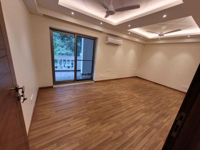 Bedroom Image of 2700 Sq.ft 4 BHK Builder Floor for sale in Safdarjung Development Area New Delhi for Rs. 130000000