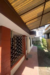Balcony Image of 2400 Sq.ft 8 BHK Independent House for sale in Edappally Kochi for Rs. 13000000