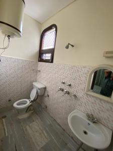 Bathroom Image of 5555 Sq.ft 3 BHK Duplex for rent in Greater Kailash Jammu for Rs. 27000