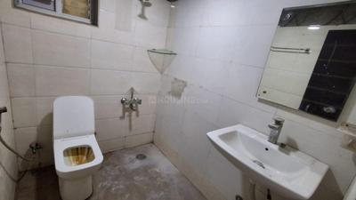 Bathroom Image of 1200 Sq.ft 2 BHK Apartment / Flat for rent in SV Laxmi Nilayam, Padmarao Nagar Secunderabad for Rs. 30000