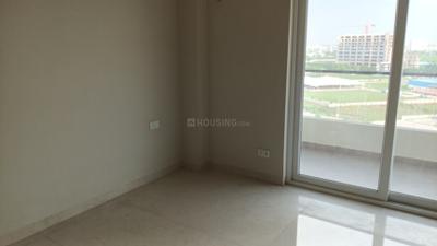 Bedroom Image of 1200 Sq.ft 3 BHK Apartment / Flat for rent in Skyline Elevate, Utrathiya Zirakpur for Rs. 35000