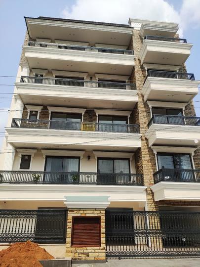 16 MARLA CORNER BRAND NEW BUILDER FLOORS Main Image 1