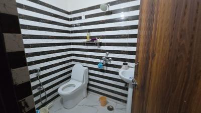 Image of 985 Sq.ft 2 BHK Apartment / Flat for rent in Krishna Elite Homes, Noida Extension, Greater Noida for Rs. 20000