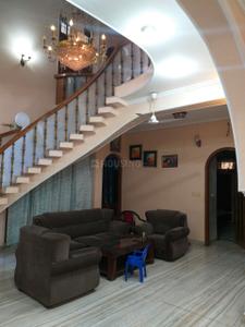 Staircase Image of 6385 Sq.ft 7 BHK Independent House for sale in Gomti Nagar Lucknow for Rs. 85000000