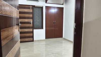 Bedroom Image of 1000 Sq.ft 2 BHK Builder Floor for rent in Arjun Nagar New Delhi for Rs. 35000