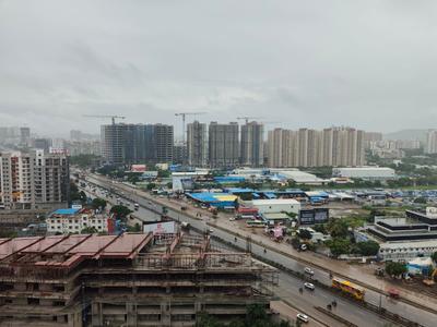 Balcony Image of 600 Sq.ft 1 BHK Apartment / Flat for sale in Mahindra Happinest Tathawade, Tathawade Pune for Rs. 6600000