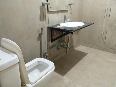 Bathroom Image of 1800 Sq.ft 3 BHK Apartment / Flat for rent in Nav Kairali Apartments, Sector 3 Dwarka New Delhi for Rs. 35000