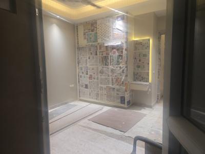 Bedroom Image of 1350 Sq.ft 3 BHK Builder Floor for rent in Janakpuri New Delhi for Rs. 65000