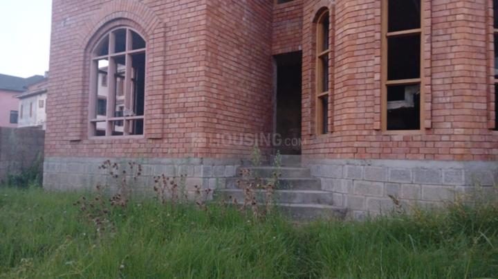 Hyderpora Main Image 1