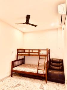 Bedroom Image of 4800 Sq.ft 4 BHK Villa for rent in Injambakkam Chennai for Rs. 300000