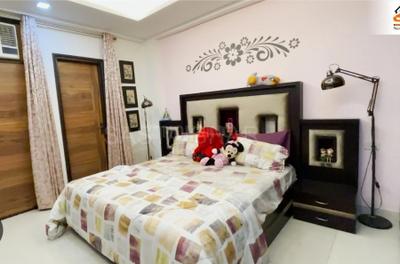 Bedroom Image of 1500 Sq.ft 3 BHK Builder Floor for rent in Kamla Nagar New Delhi for Rs. 50000