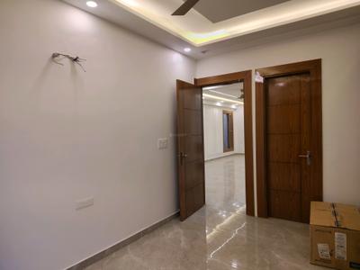 Bedroom Image of 2750 Sq.ft 4.5 BHK Builder Floor for sale in Shalimar Garden Ghaziabad for Rs. 23000000