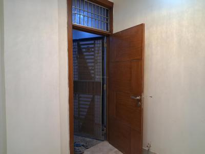 Lobby Image of 1350 Sq.ft 3 BHK Apartment / Flat for sale in Avenue 1, Sector 73 Noida for Rs. 5100000