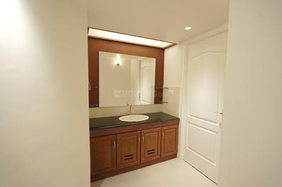 Kitchen Image of 2500 Sq.ft 4 BHK Apartment / Flat for rent in Panampilly Nagar Kochi for Rs. 80000
