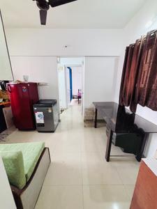 Bedroom Image of 570 Sq.ft 1 BHK Apartment / Flat for rent in Magarpatta Heliconia, Hadapsar Pune for Rs. 27500