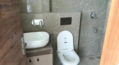 Image of 1700 Sq.ft 3 BHK Apartment / Flat for rent in Skyline Elevate, Utrathiya, Zirakpur for Rs. 35000