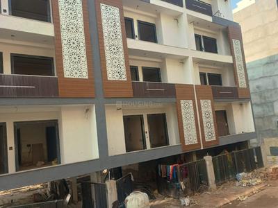 Image of 1439 Sq.ft 3 BHK Builder Floor for sale in Pitrachaya Dev Luxury Floors, Sector 70, Gurgaon for Rs. 11200000
