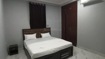 Bedroom Image of 1000 Sq.ft 2 BHK Apartment / Flat for rent in Sunderpur Varanasi for Rs. 28000