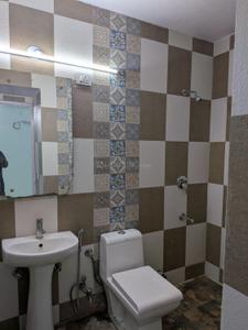 Bathroom Image of 2000 Sq.ft 3 BHK Builder Floor for rent in Unitech Residency Greens, Sector 46 Gurgaon for Rs. 75000