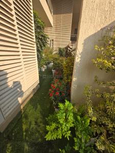 Image of 2400 Sq.ft 4 BHK Apartment / Flat for sale in Indiabulls Sky Forest, Parel, Mumbai for Rs. 145000000