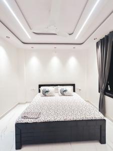 Bedroom Image of 3400 Sq.ft 4 BHK Villa for rent in Alark Signature Park, Gandhinagar Bhopal for Rs. 40000