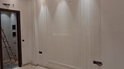 Bedroom Image of 1350 Sq.ft 3 BHK Builder Floor for sale in Safdarjung Enclave New Delhi for Rs. 44900000