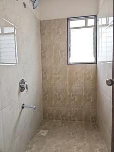 Common Bathroom Two Image of 610 Sq.ft 1.5 BHK Apartment / Flat for sale in VTP Purvanchal, Kesnand Pune for Rs. 3650000