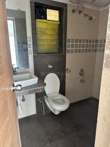 Bathroom Image of 881 Sq.ft 2 BHK Apartment / Flat for sale in Kalpataru Harmony, Wakad Pune for Rs. 10700000