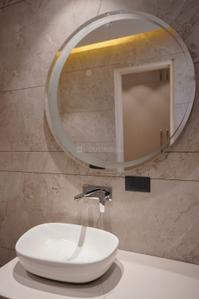 Bathroom Image of 5180 Sq.ft 4 BHK Apartment / Flat for sale in DLF The Valley, DLF The Valley Panchkula for Rs. 26000000